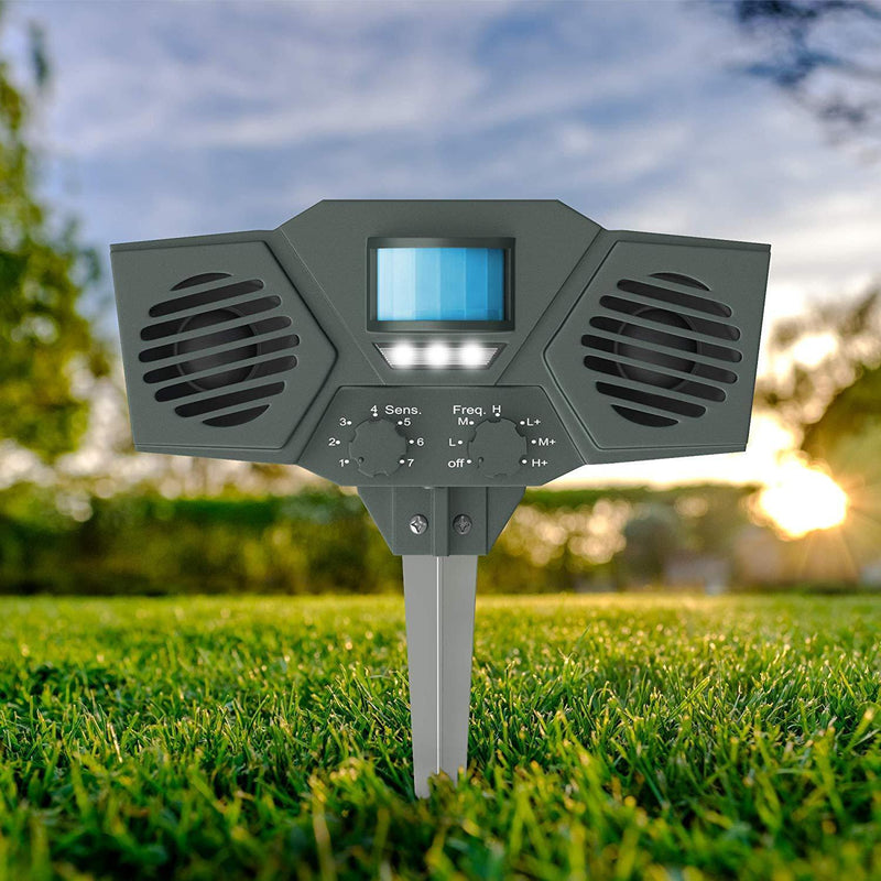 Hoont Solar Powered Motion Activated Ultrasonic with Flashing Strobe Outdoor Animal and Pest Repeller